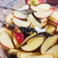 Quick Pickled Apples